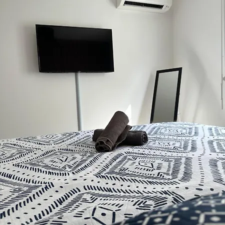 Bel Au Calme Avec Parking *