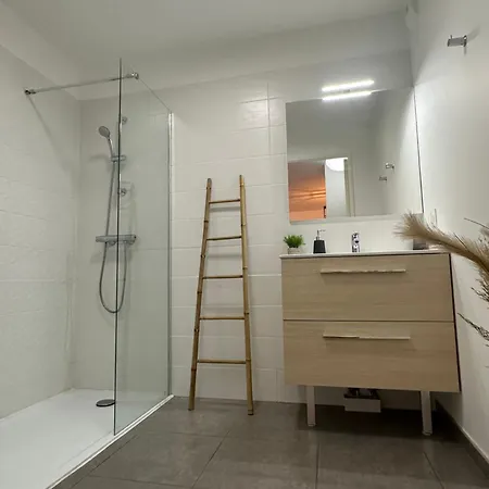 Bel Au Calme Avec Parking Appartement Menton