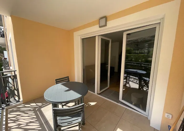 Bel Au Calme Avec Parking *